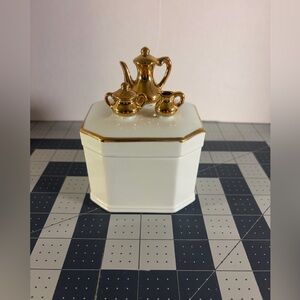 Vintage Enesco Porcelain White and Gold Decorated Trinket Box